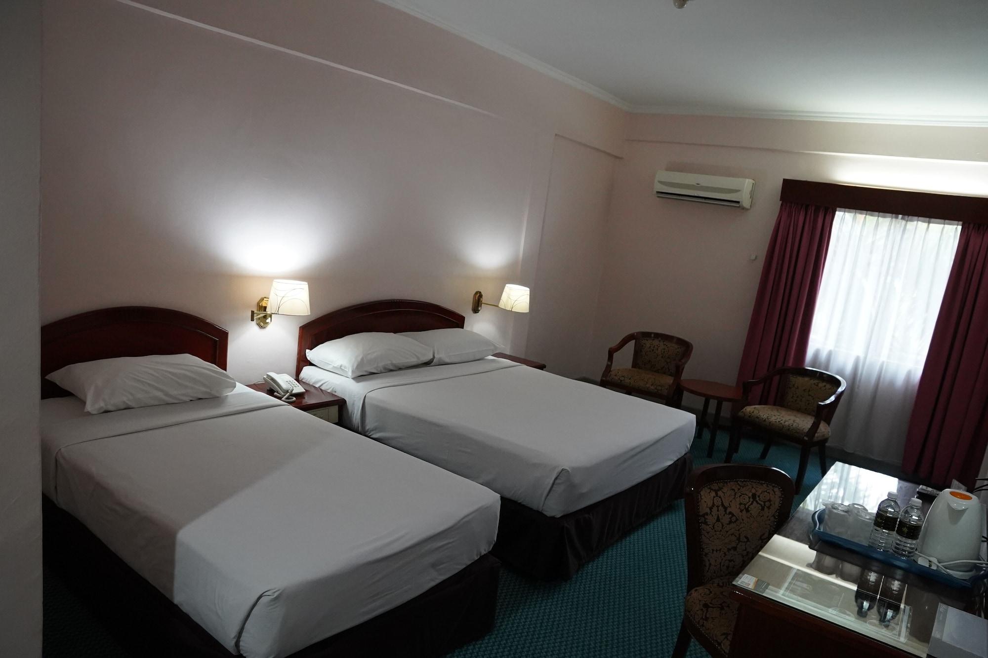 Hotel Seri Malaysia Джохор Бахру Екстериор снимка