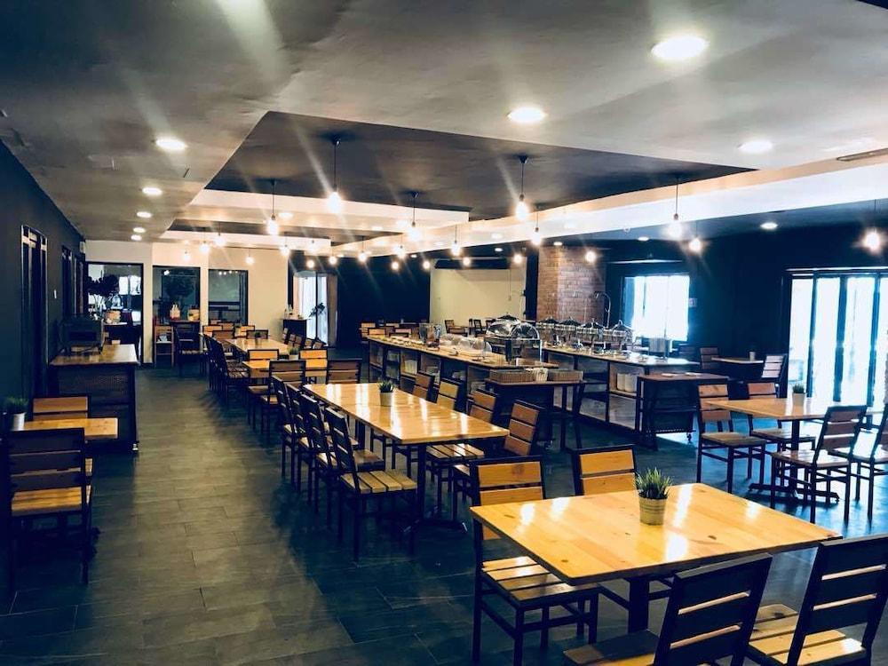 Hotel Seri Malaysia Джохор Бахру Екстериор снимка