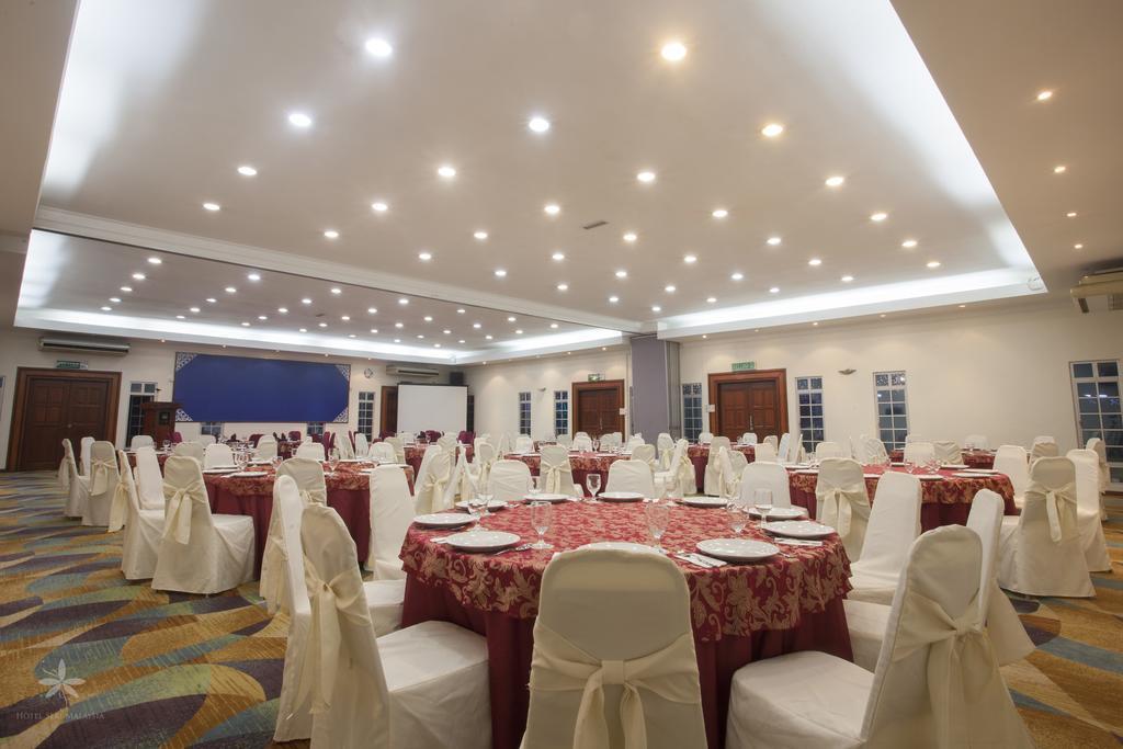 Hotel Seri Malaysia Джохор Бахру Екстериор снимка