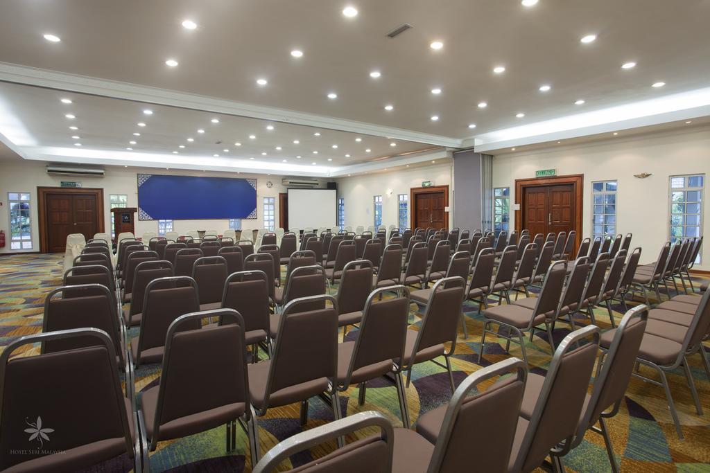 Hotel Seri Malaysia Джохор Бахру Екстериор снимка