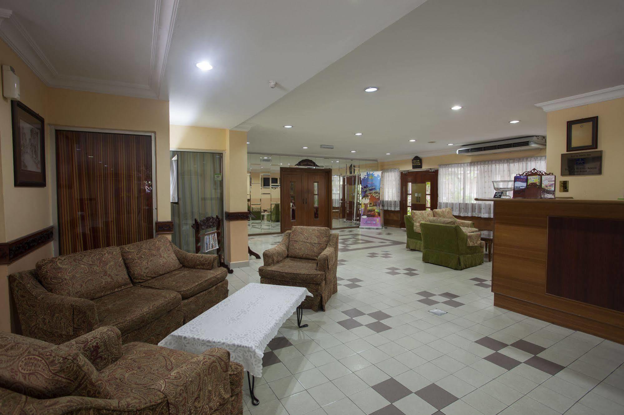 Hotel Seri Malaysia Джохор Бахру Екстериор снимка