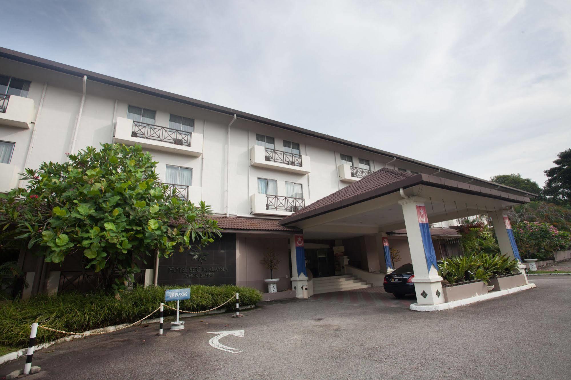 Hotel Seri Malaysia Джохор Бахру Екстериор снимка